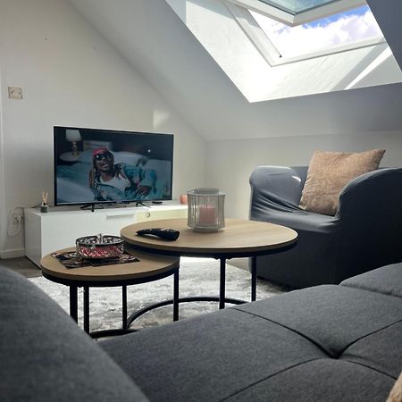 Superbe Appartement Tres Calme Et Confortable Reims Extérieur photo