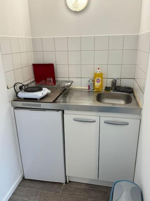 Superbe Appartement Tres Calme Et Confortable Reims Extérieur photo
