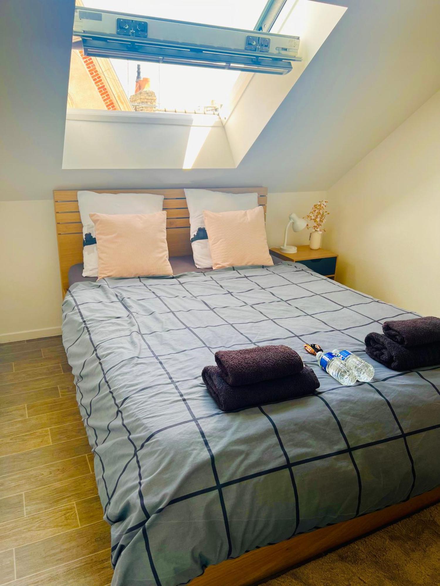 Superbe Appartement Tres Calme Et Confortable Reims Extérieur photo